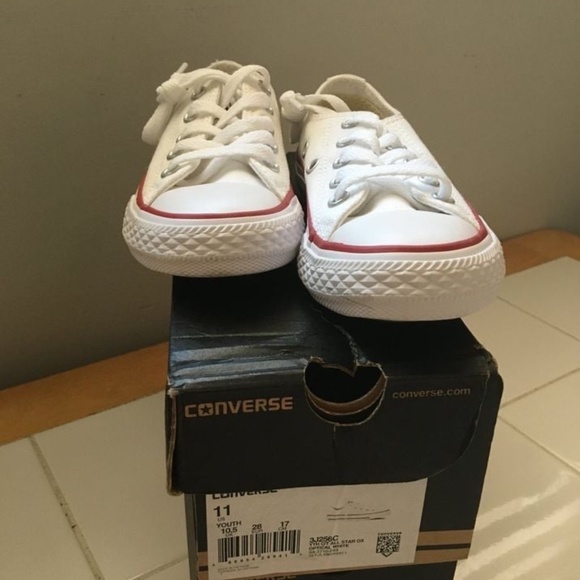 BRAND NEW youth converse chuck taylor all star ox white shoes size 11 - Picture 6 of 6